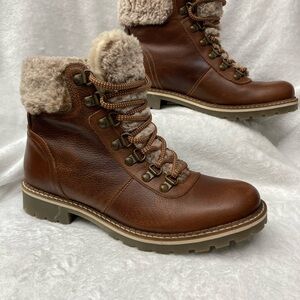 Elegant Brown Ankle Boots with Cozy Lining